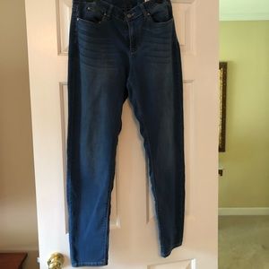 Two by Vince Camuto 5 Pkt Skinny Jean